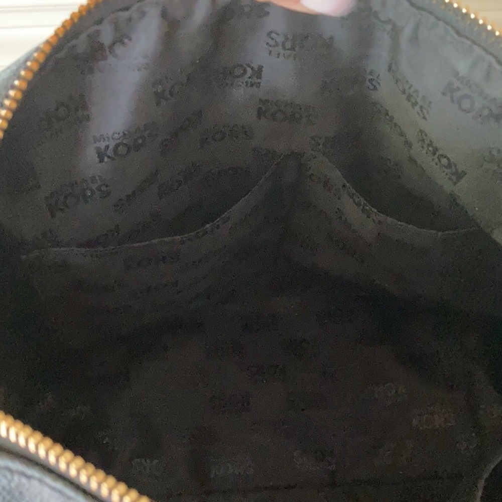 Michael Kors Black GraysonSatchel with Tan Handles and Gold Hardware - Picture 6 of 9